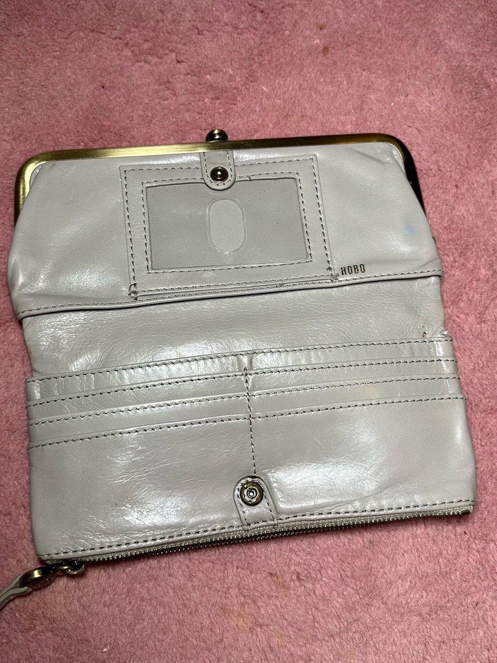 HOBO Cream Leather Frame Clutch with Gold Trim - Picture 6 of 6